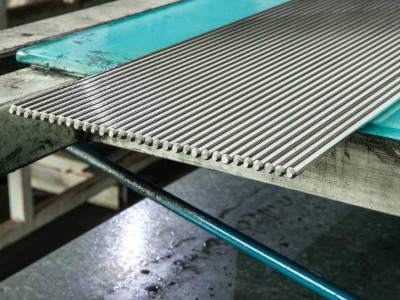 機械中常用的兩種金屬原材料