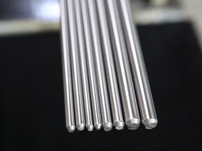 303和304哪個(gè)好？